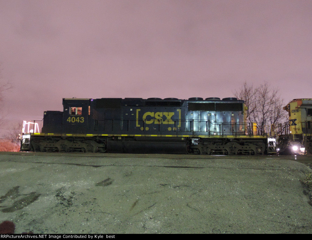 CSX 4043